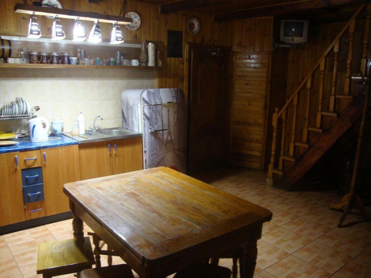 Апартаменти Domik S Saunoy Na Ogiyenko Кам'янець-Подільский Екстер'єр фото